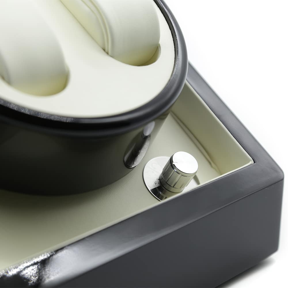 2-Slot Shiny Black Automatic Watch Winder